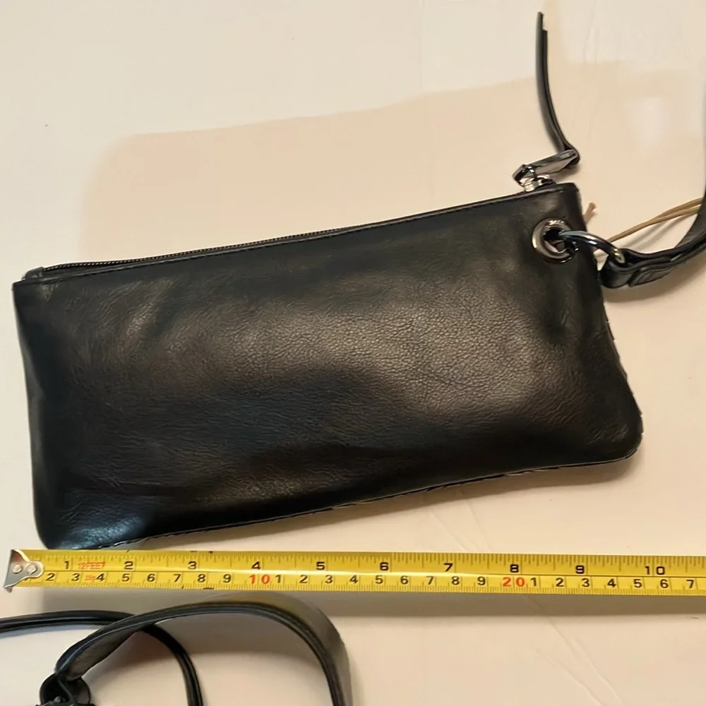 NWT HOBO Bag Purse with Matching Wristlet Super Cute! New with tags Black - Picture 5 of 13
